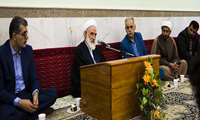                                                                سبک زندگی قرآنی وانس گرفتن با قرآن یگانه راه نجات بشر از پرتگاه مشکلات اجتماعی است .