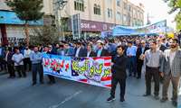 ساده زیستی، کار جهادی، خدمت صادقانه و فعالیت تیمی در حوزه سلامت : مصداق بارز مبارزه با استکبار