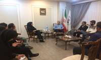 تجلیل رئیس دانشگاه  از اعضای کانون دانشجوئی هنرهای نمایشی دانشگاه علوم پزشکی زاهدان به سبب درخشش در دهمین جشنواره بین المللی فرهنگی-هنری وزارت بهداشت درمان و آموزش پزشکی 